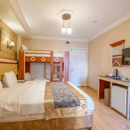 Hostal Big Apple And