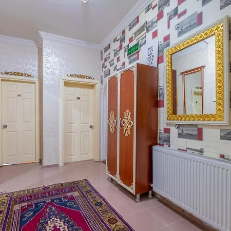 Hostel Big Apple And *