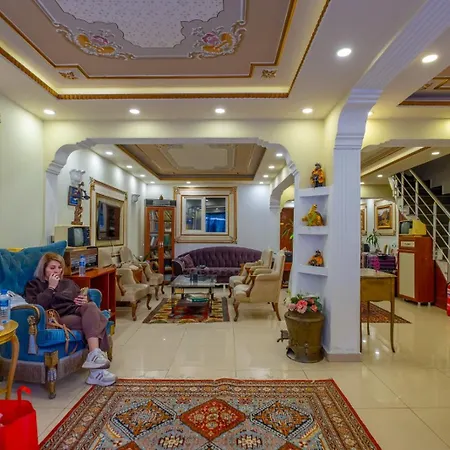 Hostel Big Apple And *