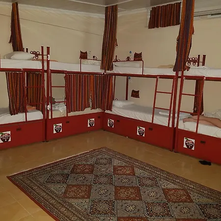 Big Apple Hotel&hostel * Istanboel