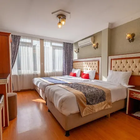 Big Apple And * Istambul