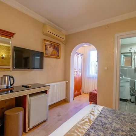 Big Apple And * Istanbul